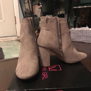 Heel booties